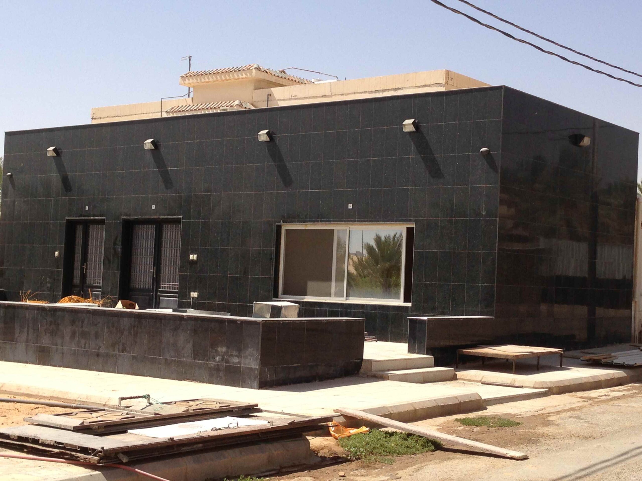 واجهه رخام أسود جلكسي هندي