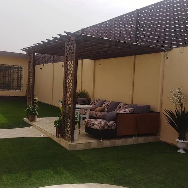 مظلات خارجيه بطابع عصري